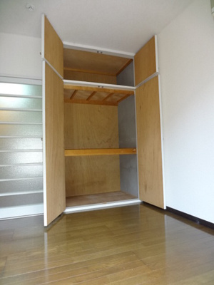 ♪たっぷり入る収納付き♪