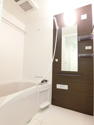 【浴室】 | リブリ・マノアフォールズ