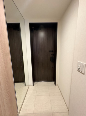 【玄関】 | クラッシィタワー新宿御苑