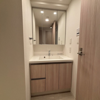 【洗面所】 | パークアクシス品川天王洲アイル | ※写真は同タイプ住戸です。