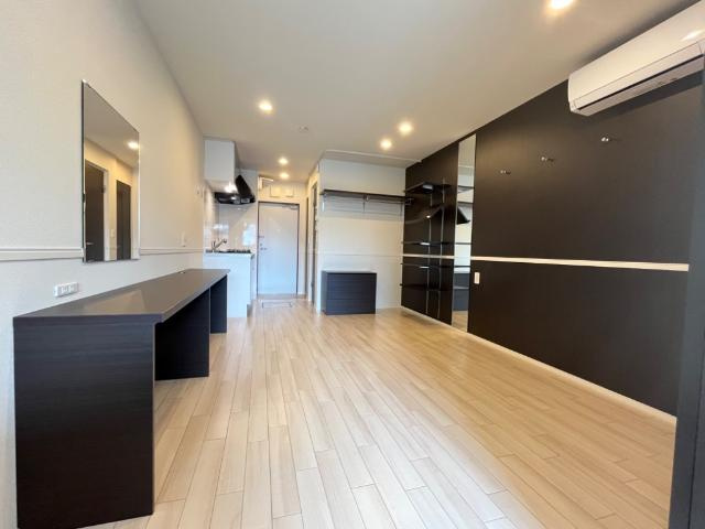 ウエストウイングⅤ（ファイブ）の居間・リビング|リビング