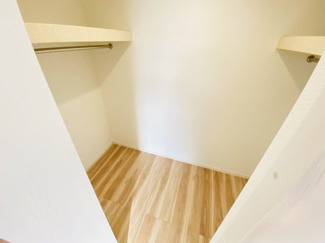 【収納】リーブルファイン東本地ケ原町　８号棟