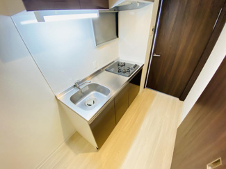 【キッチン】STUDIO KANAREBASHI