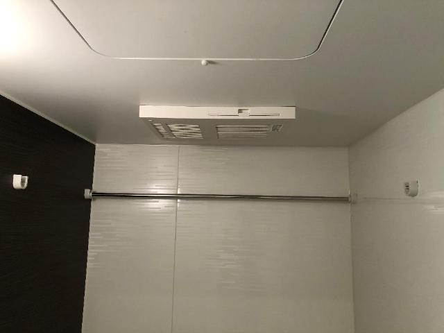 ａｍｉ　ｆｌｅｕｒ　-アミ・フルール-の浴室|浴室乾燥機