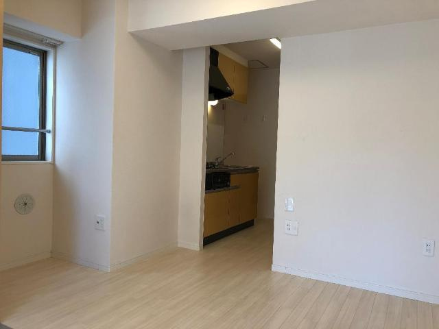 ａｍｉ　ｆｌｅｕｒ　-アミ・フルール-の居間・リビング|ダイニングキッチン