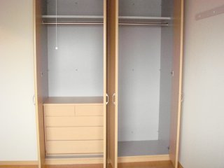 【収納】 | SUN GRACE Ⅰ | クローゼット（イメージ）