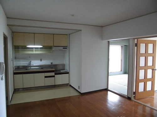 白鷺ビューハイツの居間・リビング|ダイニングキッチン約９.６畳　※前回募集時／２０２０年６月の