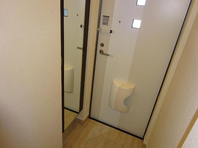 メゾン・ド・リヴィエールの玄関|玄関