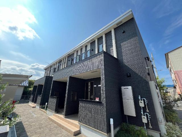 メゾン・ド・リヴィエールの外観|外観写真（昼）