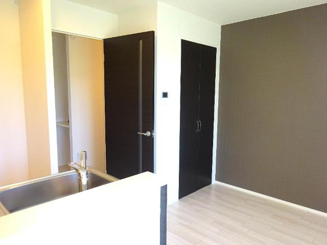 メゾン・ド・リヴィエールの居間・リビング|リビング