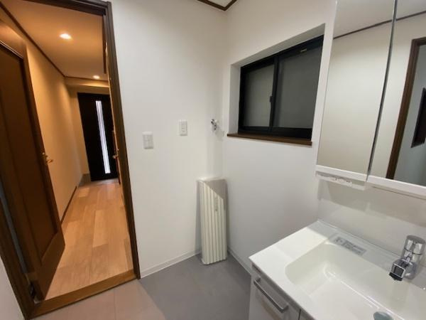 【独立洗面台】