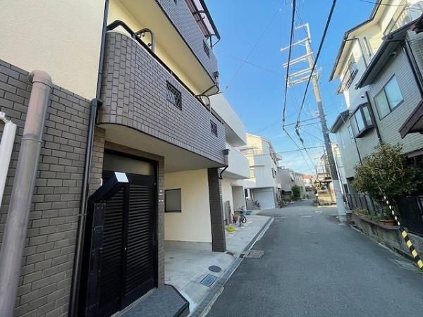 【前面道路含む現地写真】 | 守口市大久保町5丁目　中古戸建