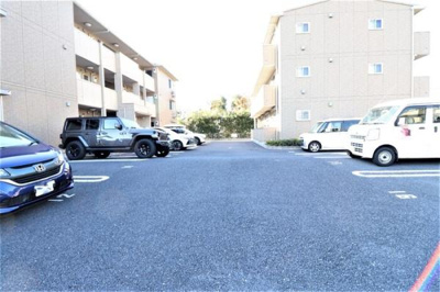 【駐車場】 | グレイス　Ａ