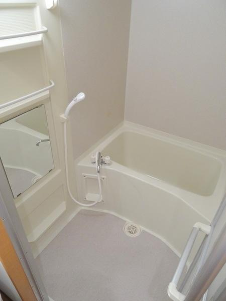 ポプラの樹の浴室|★嬉しいセパレート★