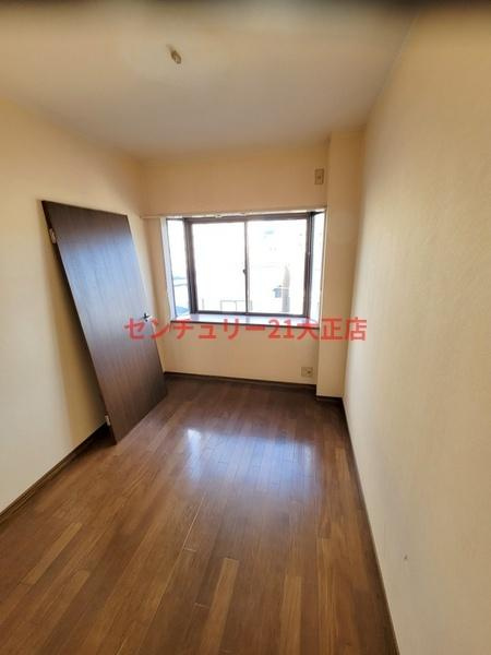 泉尾丸松マンションの洋室