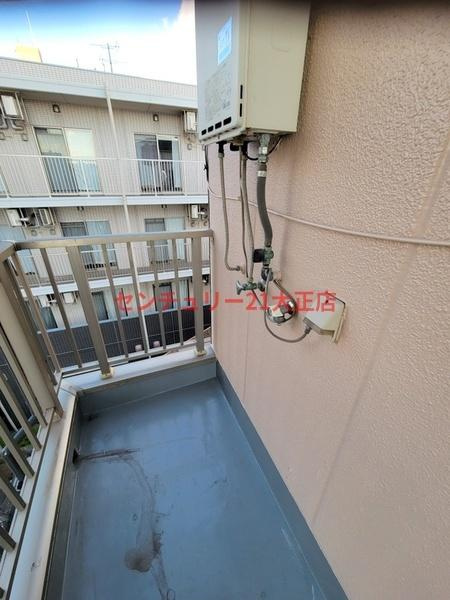 泉尾丸松マンションのバルコニー
