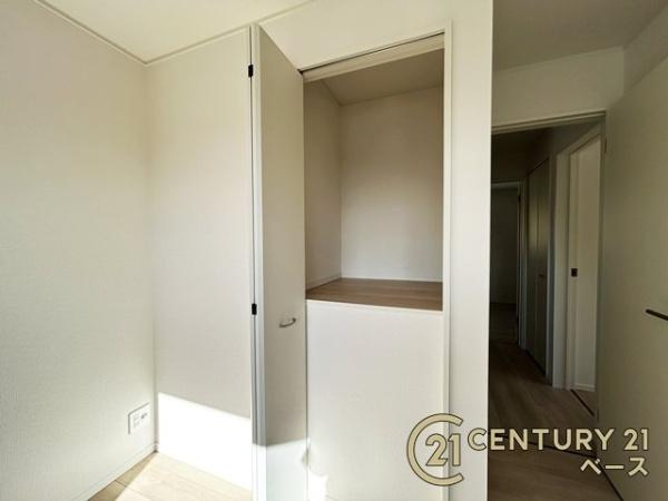 クレイドルガーデン萩の台 １号棟 ／新築一戸建の収納|■全居室に広々収納スペース完備！