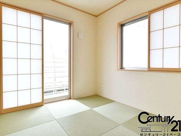 クレイドルガーデン萩の台 １号棟 ／新築一戸建の内観：施工例|■ほっこり落ち着ける和室！客間としてもご利用いただけます！■