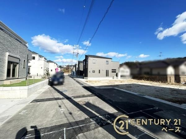 クレイドルガーデン萩の台 ２号棟 ／新築一戸建の前面道路含む現地写真|■現地撮影写真■落ち着いた雰囲気の閑静な住宅地内です！