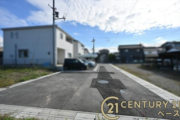 桜井市大字粟殿の売地の前面道路含む現地写真|■現地撮影写真■緑豊かな気持ちの良い住環境！