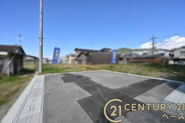 桜井市大字粟殿の売地の前面道路含む現地写真|■現地撮影写真■お気軽にお問い合わせくださいませ！