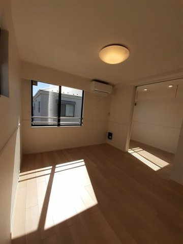 サウス　フィオーレ美咲の居間・リビング