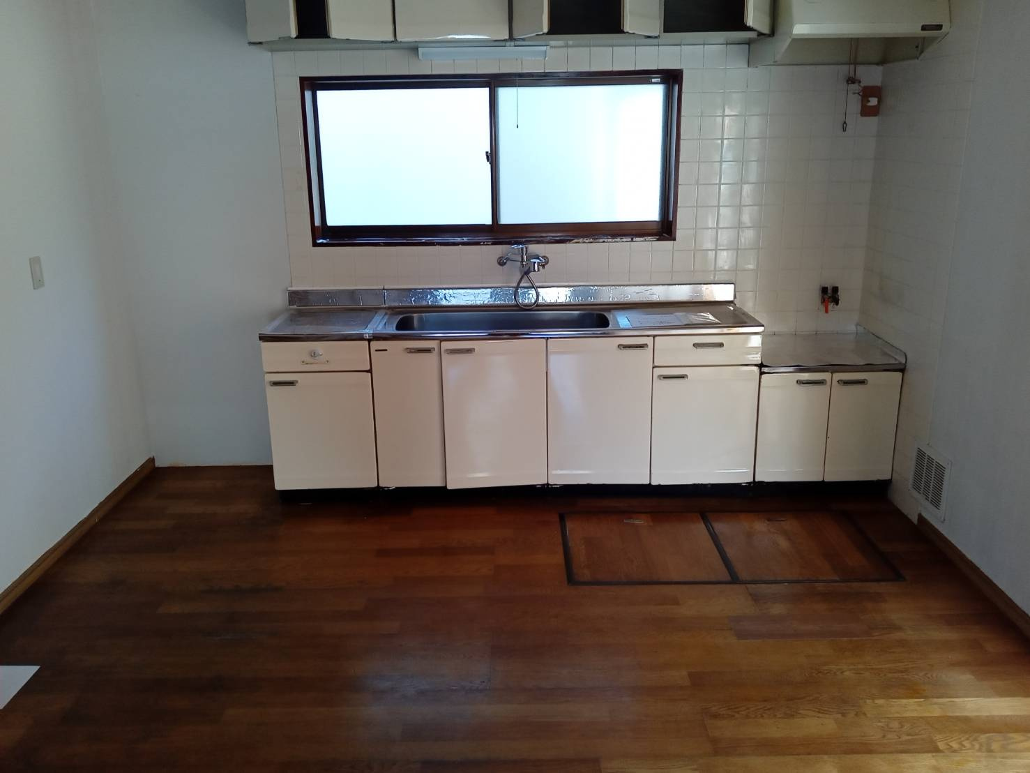 鯖江市川島町貸家のキッチン