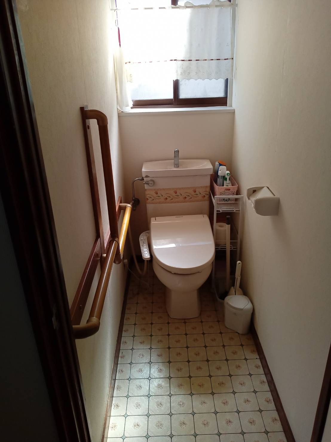 鯖江市川島町貸家のトイレ