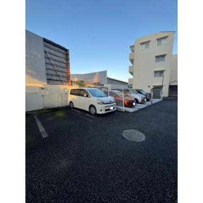 【駐車場】 | ベルグレイス八雲台