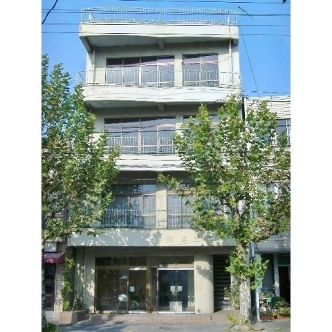 加納上本町さくらビルの外観