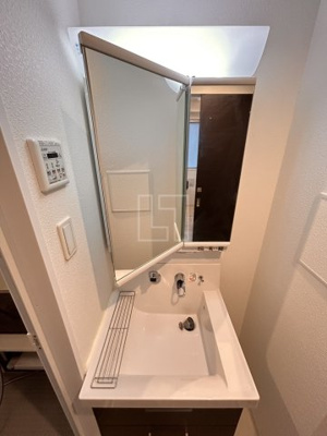 【独立洗面台】 | GAUDI | GAUDI　独立洗面化粧台