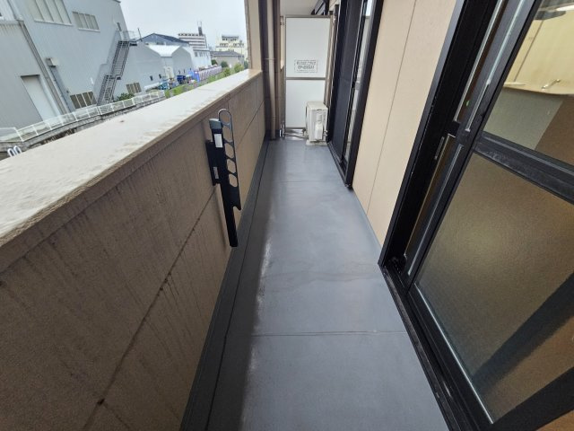 Ｗｅｓｔ Ｈｉｌｌｓ 弐番館のバルコニー