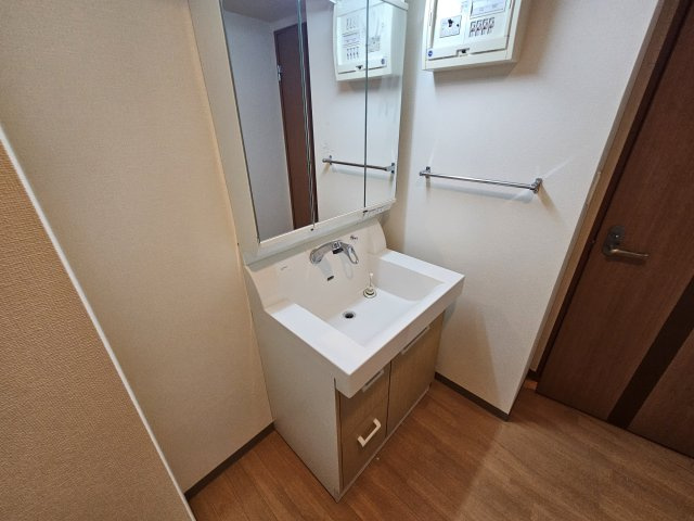 Ｗｅｓｔ Ｈｉｌｌｓ 弐番館の洗面所