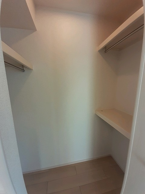 広島市安佐北区上深川町のアパートの収納