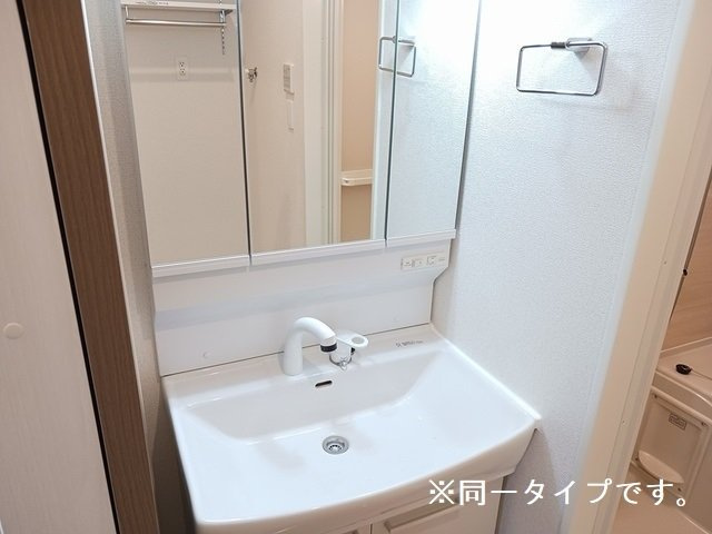 ラ・パーチェ　Ⅰの洗面所