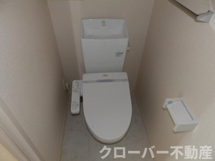 サンセジュール A棟のトイレ|温水洗浄暖房便座