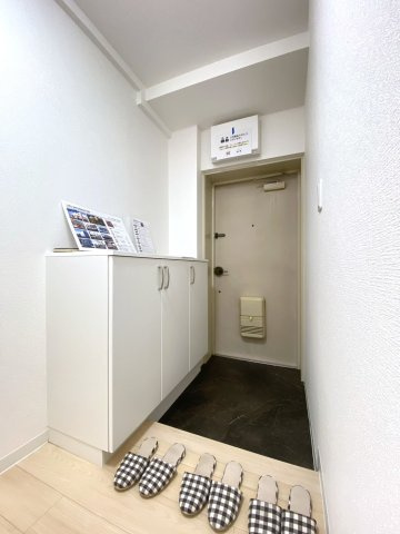 セザール宮の森の玄関