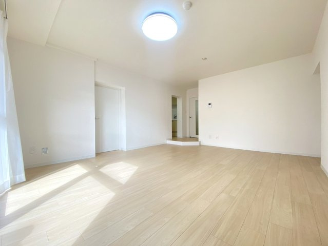 セザール宮の森の居間・リビング