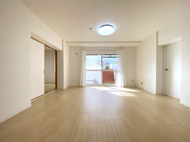 セザール宮の森の居間・リビング