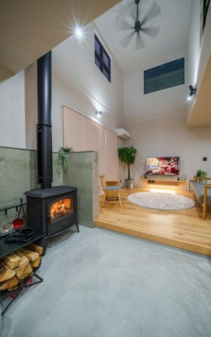 焼津市大住　モデルハウスの玄関