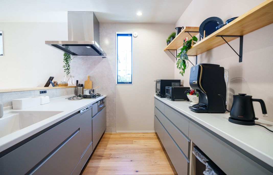 焼津市大住　モデルハウスのキッチン