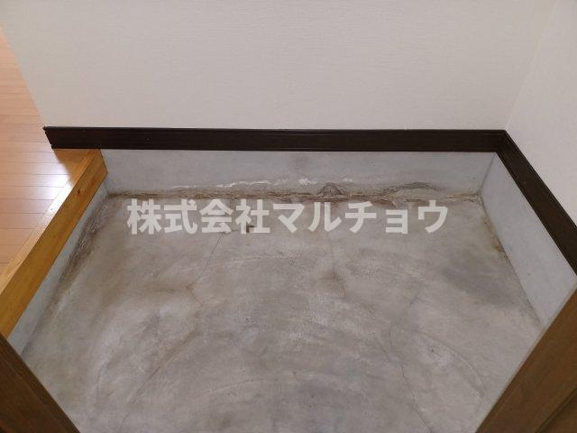 南城ハイツの玄関|収納もある玄関です