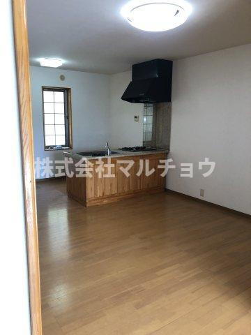 南城ハイツの居間・リビング|ゆったりとしたリビングです