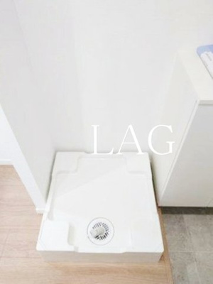 【設備】 | キャメル親水公園 | 室内洗濯機置場です。