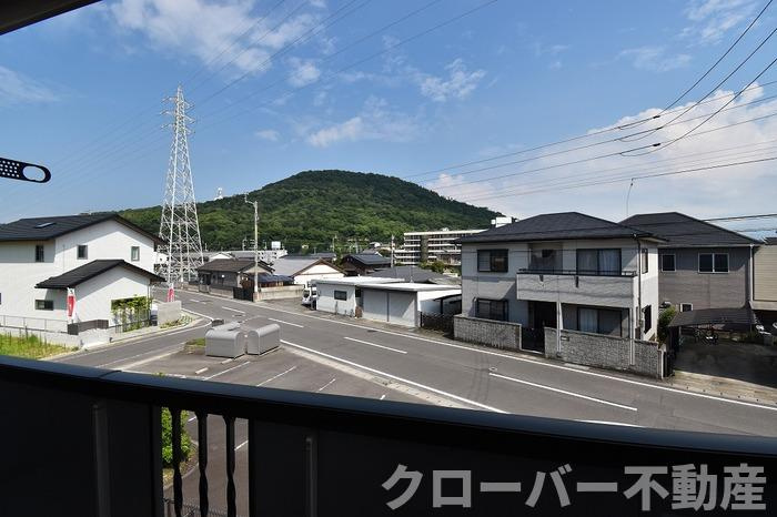 リビングタウン宇多津 B棟のバルコニー|バルコニー