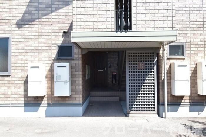 リビングタウン宇多津 B棟のエントランス|エントランス