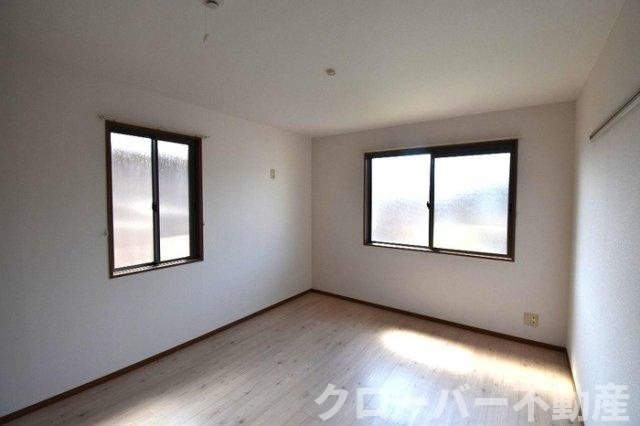 リビングタウン宇多津 B棟の洋室|洋室7帖