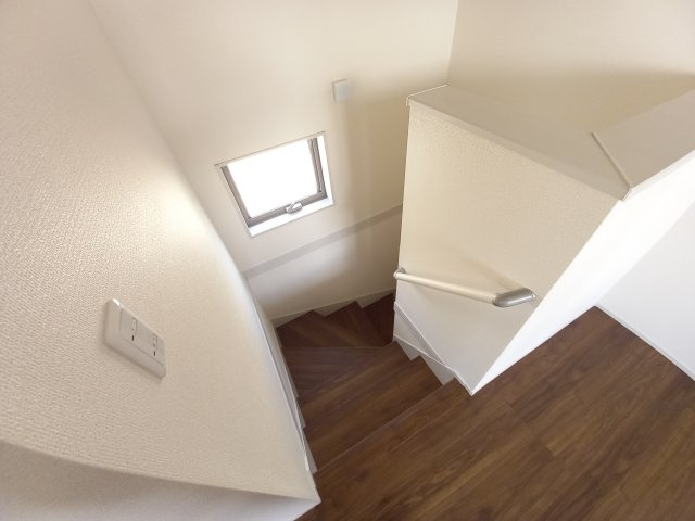 【住宅ローンはプラスへお任せください♪】　☆平泉崎第8／6号棟☆　の内装|内装は落ち着いています