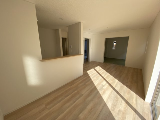 【いわき市泉玉露第5　全2棟／2号棟】※必ずもらえる選べるキャンペーン実施中♪の居間・リビング|■□■リビングの写真です■□■　家族団らんの時間が増えそうなリビングですね。