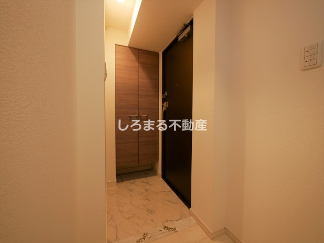 スワンズ江戸堀ウエストパークの玄関